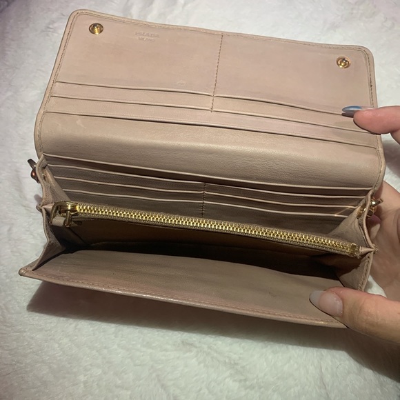 SOLD Authentic Prada wallet on a gold chain - Picture 5 of 10